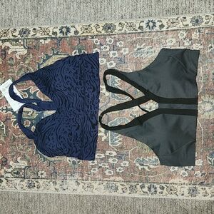 Athleta sports bras - XL